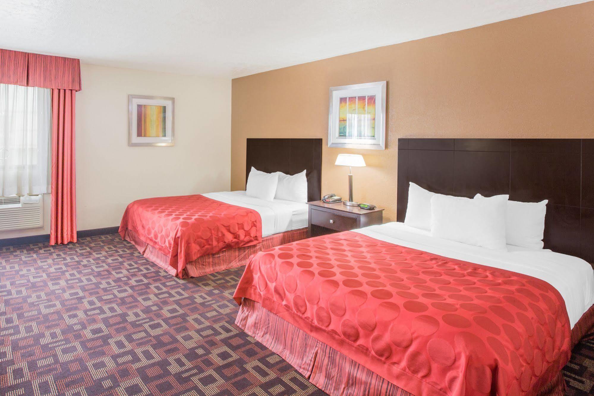 Sky Tree Hotels Tulsa Dış mekan fotoğraf