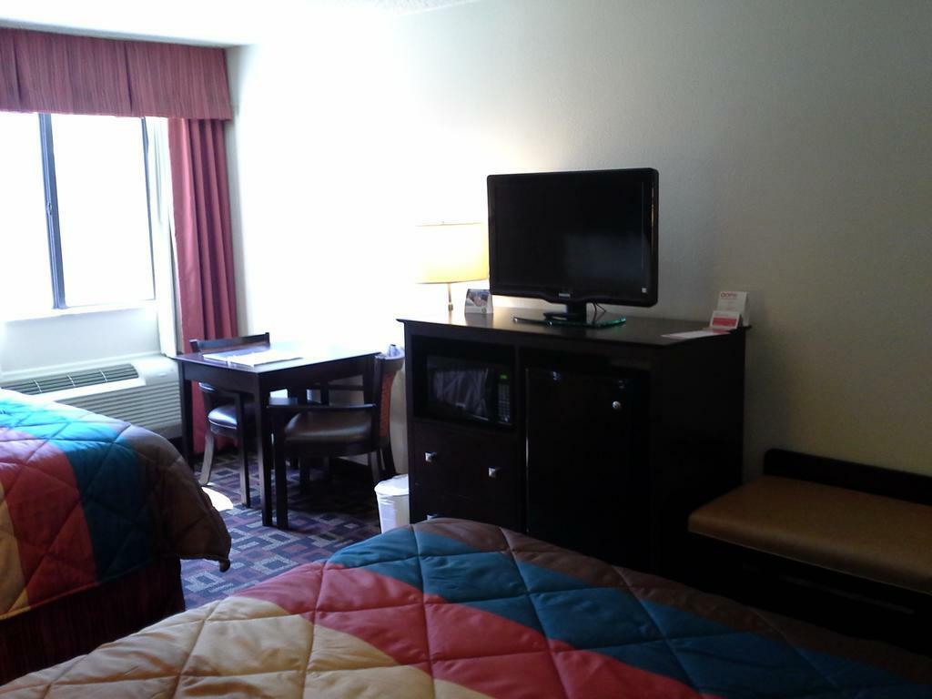 Sky Tree Hotels Tulsa Dış mekan fotoğraf